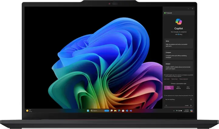 ThinkPad T14s Gen 6 (Snapdragon) 正面
