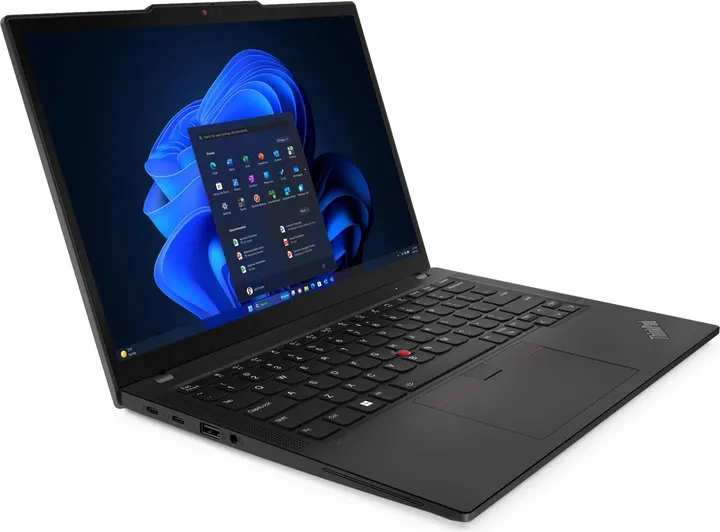 ThinkPad X13 Gen 5 斜め前